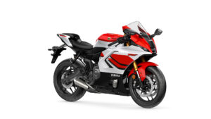 Yamaha R7 Anniversary White 2026